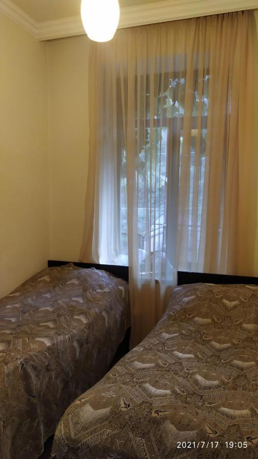 Verishen Guest House B&B Goris Eksteriør billede