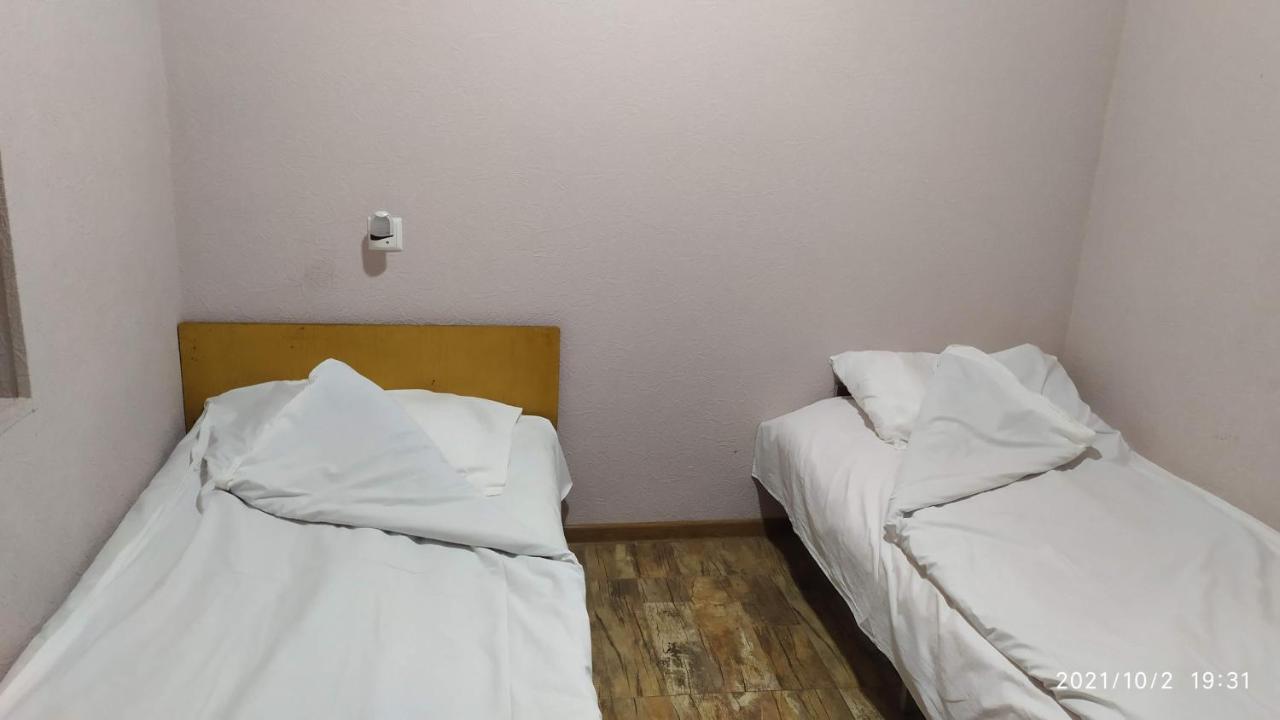 Verishen Guest House B&B Goris Eksteriør billede