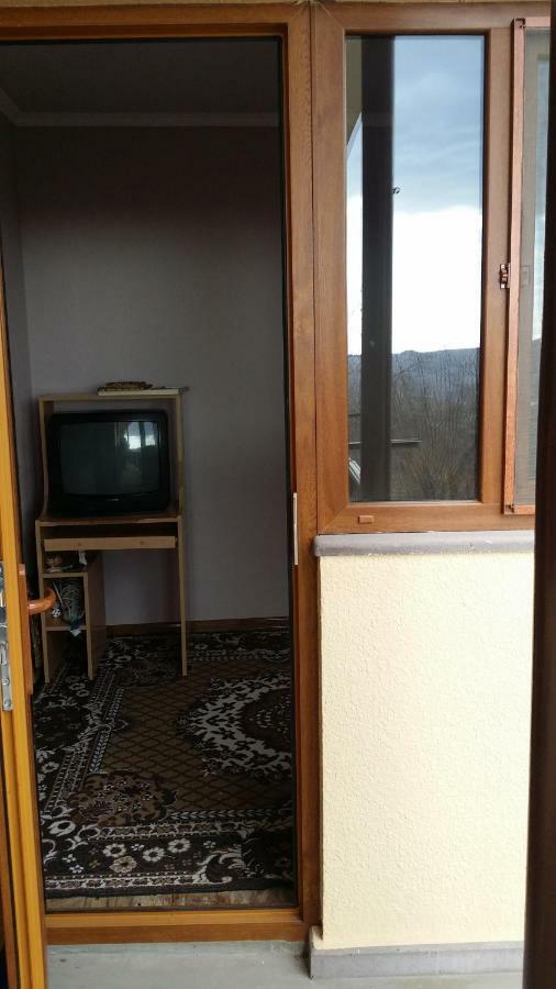 Verishen Guest House B&B Goris Eksteriør billede