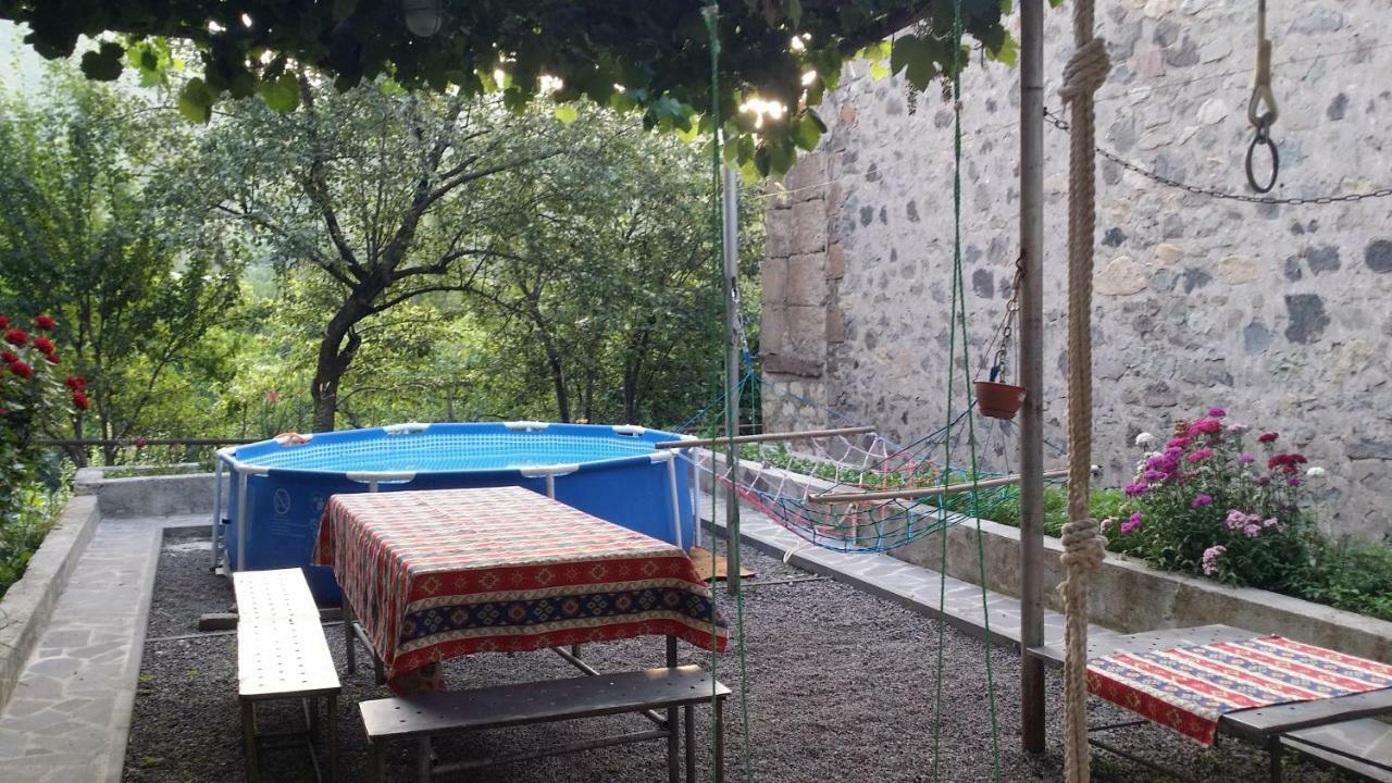 Verishen Guest House B&B Goris Eksteriør billede